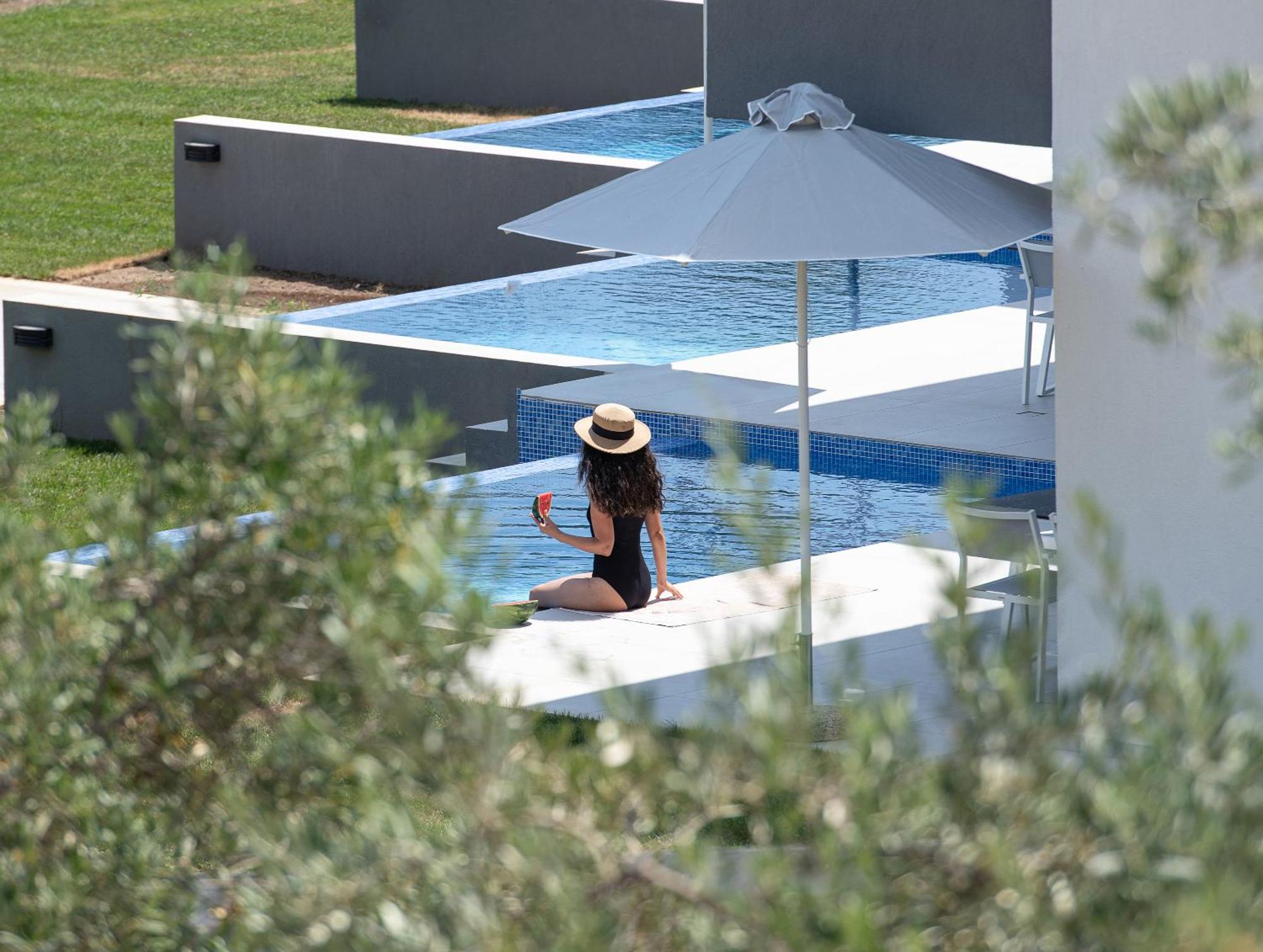 Elysium Villas Quartet Sarti Bagian luar foto